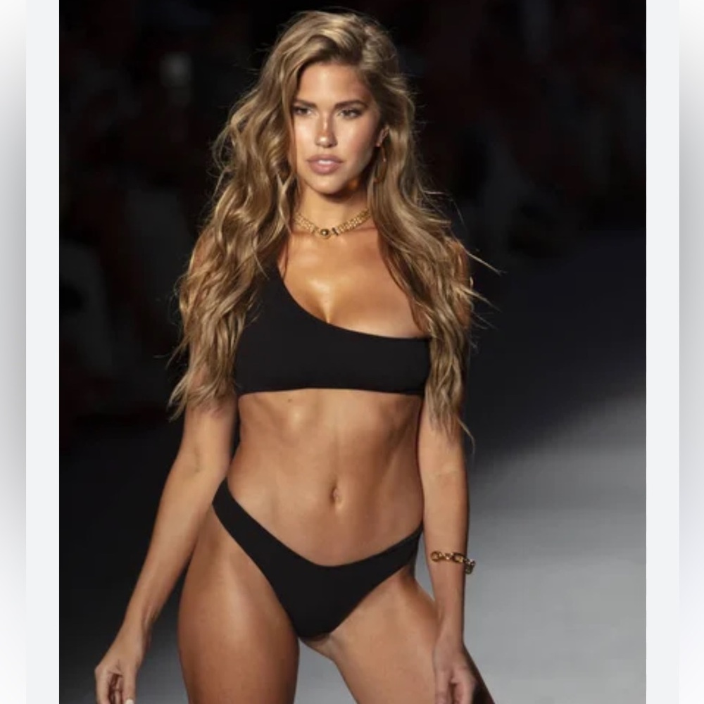 Poema one shoulder swimsuit